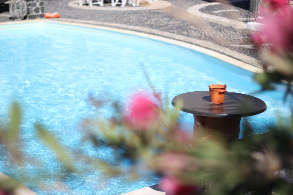 Villa Anemomilos Perissa Bagian luar foto