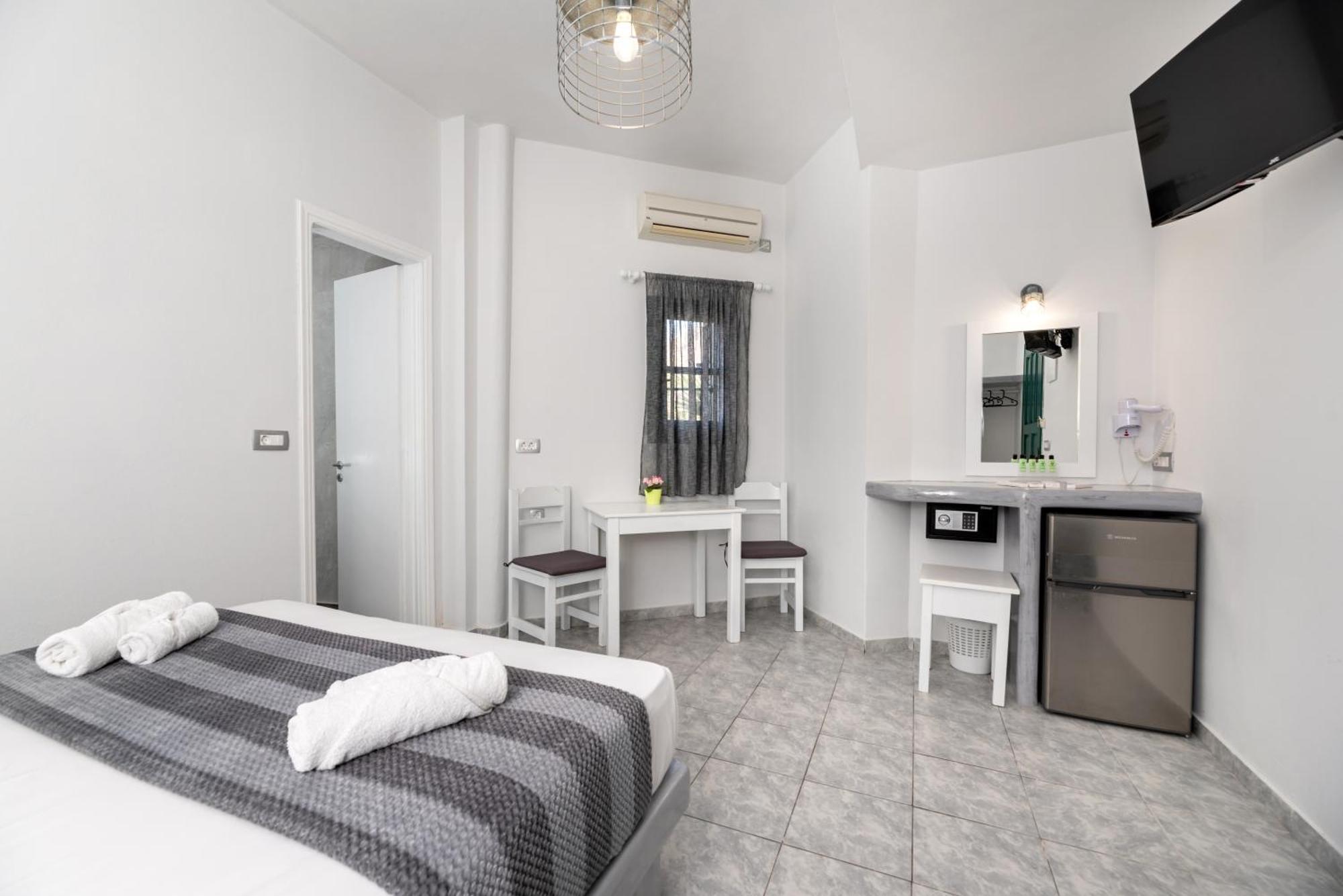 Villa Anemomilos Perissa Bagian luar foto